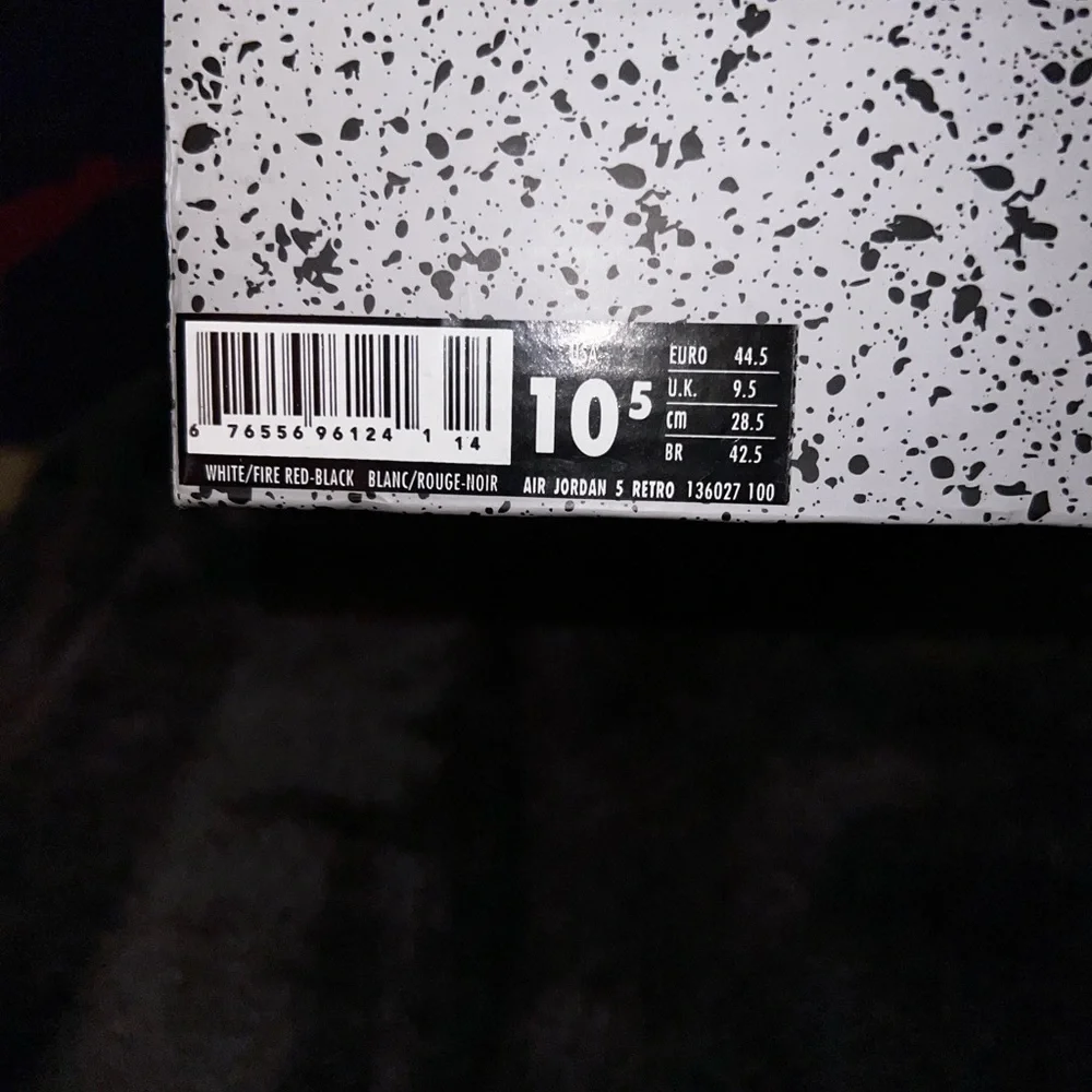 Air Jordan 5 Retro “Fire Red” - Picture 4 of 4